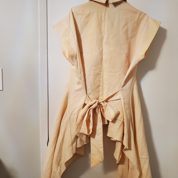 Flared top - Picture 2 of 2